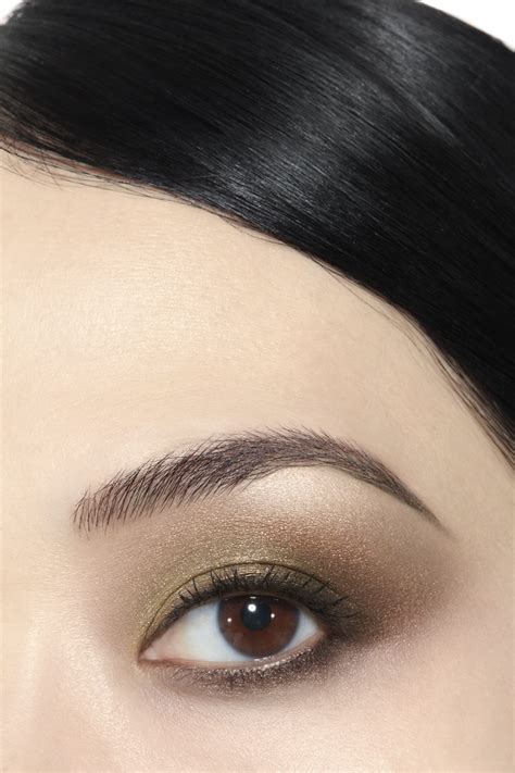 chanel les 4 ombres multi-effect quadra eyeshadow road movie